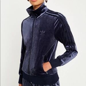 ADIDAS WOMEN´S VELOUR ZIP UP JACKET
